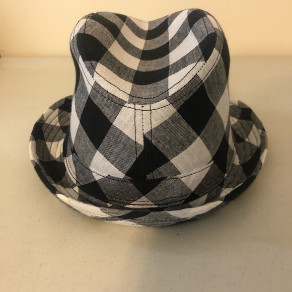 Amici Accessories Black and White Check Hat - Picture 3 of 5